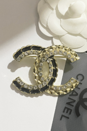 Chanel brooch(zixi)