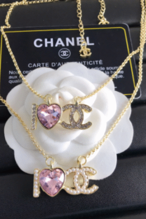 Chanel necklace (lihuizi)