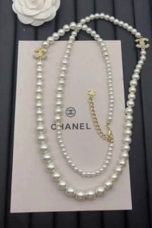 Chanel necklace (lihuizi)