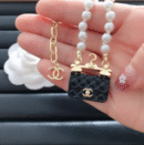 Chanel necklace (lihuizi)