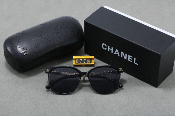 Chanel sunglasses - Image 3