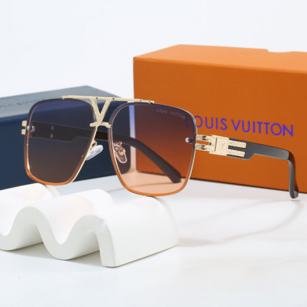 LV sunglasses - Image 9