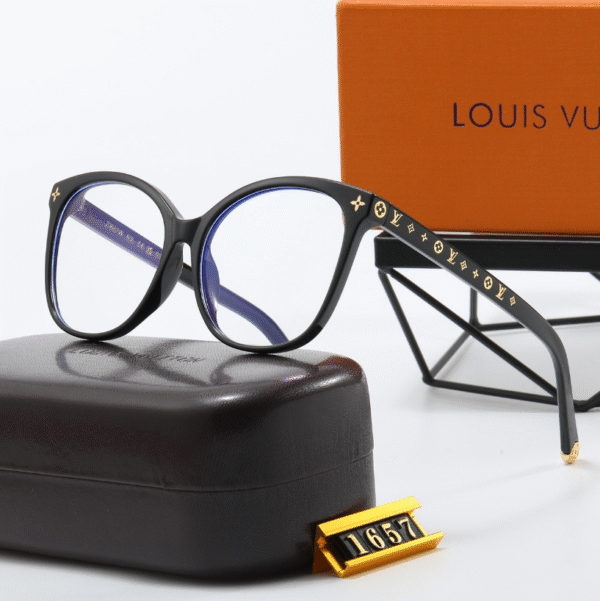 LV sunglasses - Image 8