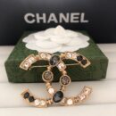 Chanel brooch（李惠子）