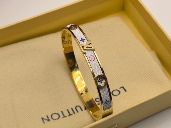 LV bracelet （睿颖）
