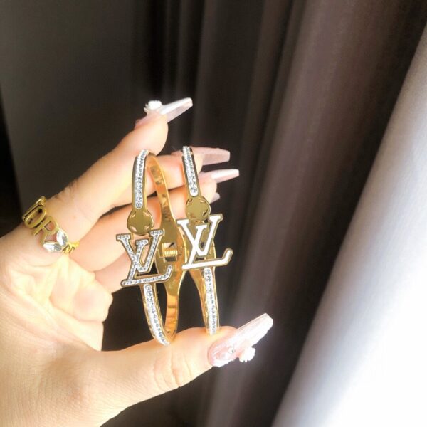 LV bracelet （李惠子）