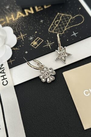 Chanel earrings （小金鱼）