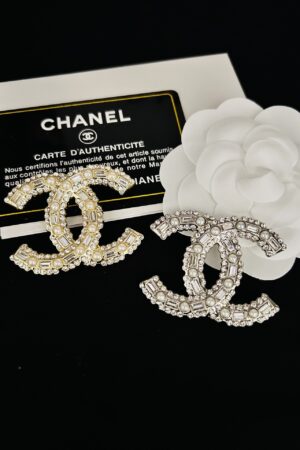 Chanel brooch（专业）