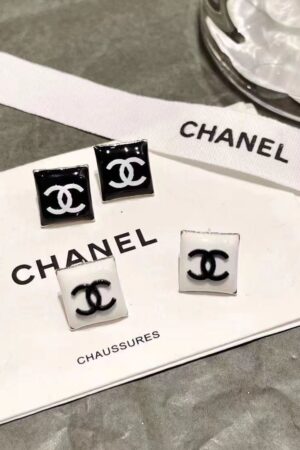 Chanel earrings（梓曦）