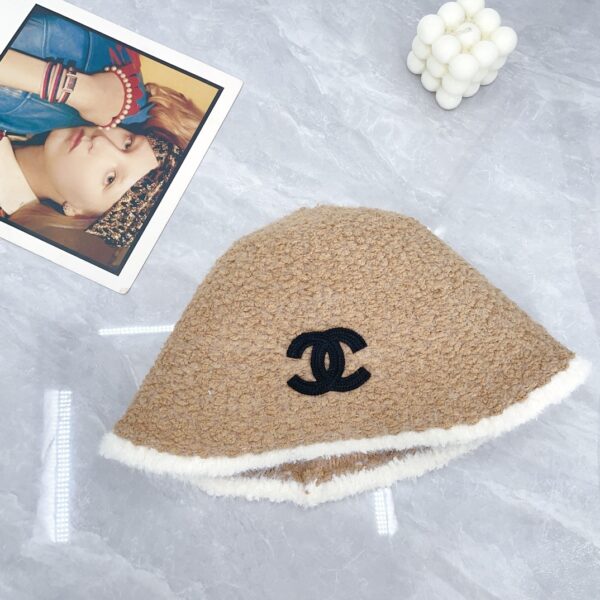 Chanel 2025 new autumn and winter plush bucket hat bucket hat, simple embroidery classic Arc de Triomphe super easy to match, street single item - Image 2