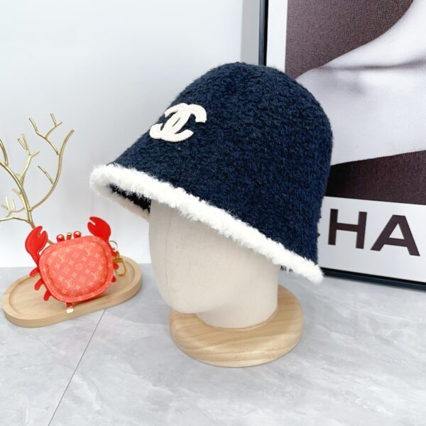 Chanel 2025 new autumn and winter plush bucket hat bucket hat, simple embroidery classic Arc de Triomphe super easy to match, street single item - Image 10