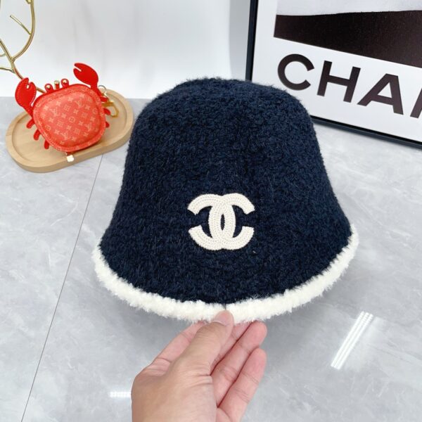 Chanel 2025 new autumn and winter plush bucket hat bucket hat, simple embroidery classic Arc de Triomphe super easy to match, street single item - Image 12