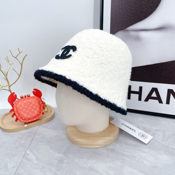 Chanel 2025 new autumn and winter plush bucket hat bucket hat, simple embroidery classic Arc de Triomphe super easy to match, street single item - Image 14