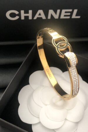 Chanel bracelet （李惠子）