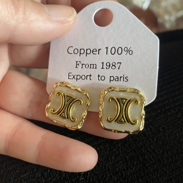 Celine earrings（梓曦）