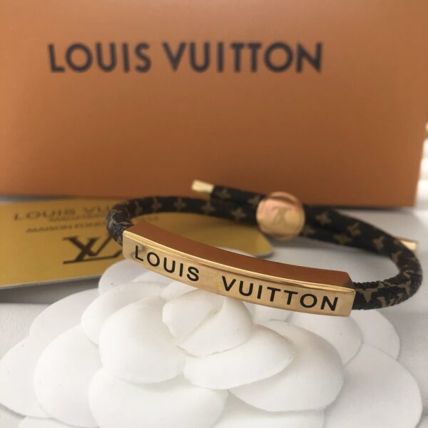 LV bracelet (李惠子） - Image 8