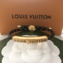 LV bracelet (李惠子）