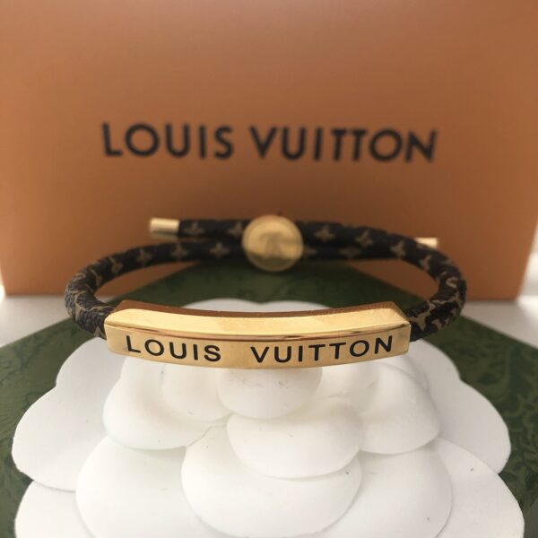 LV bracelet (李惠子） - Image 10