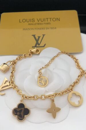 LV bracelet （李惠子）