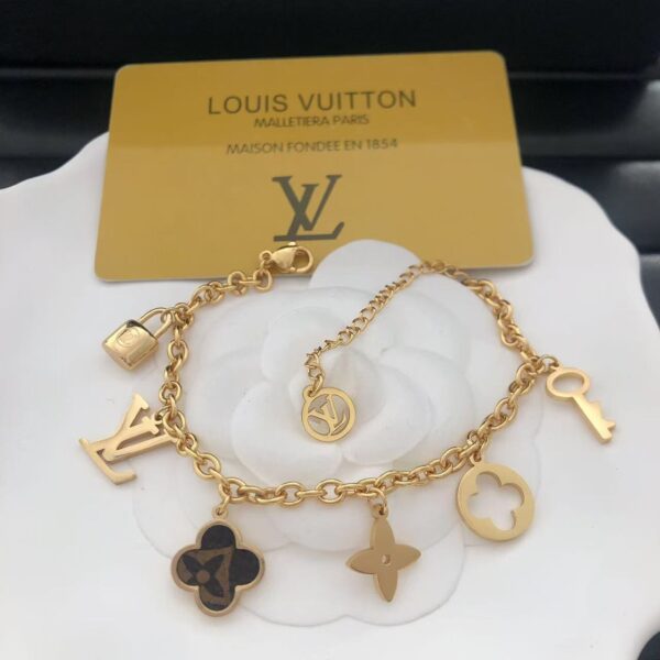 LV bracelet （李惠子）
