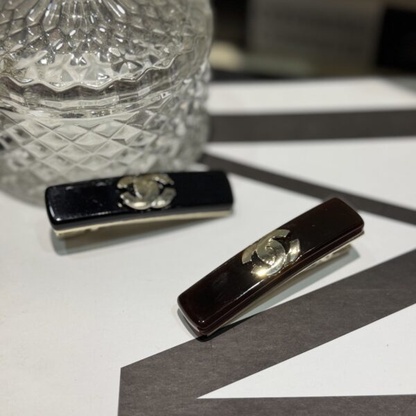 Chanel acetate hairpin （绣娴）