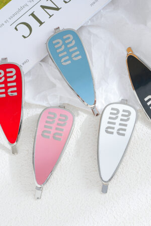 miumiu hairpin （绣娴）