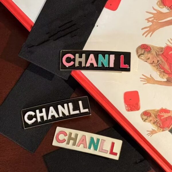 Chanel hairpin （绣娴）