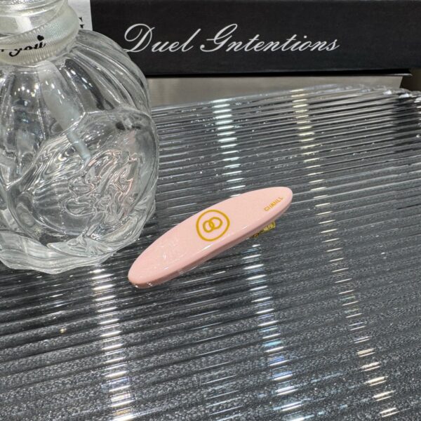 Chanel cartoon font hairpin （绣娴） - Image 2