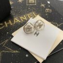 Chanel earrings （小金鱼）