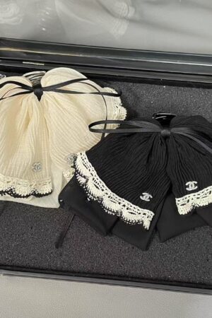 Black and white classic bow ponytail clip （莹莹）