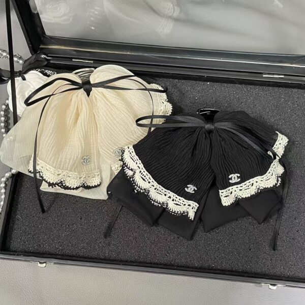 Black and white classic bow ponytail clip （莹莹）
