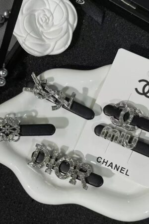 Crystal leather side clip （莹莹）