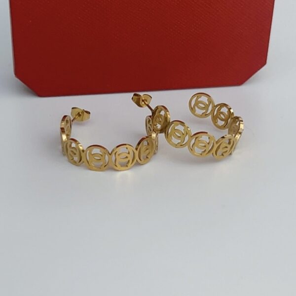 Chanel earrings （梓曦） - Image 2