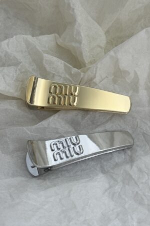 miu triangle hairpin （绣娴）