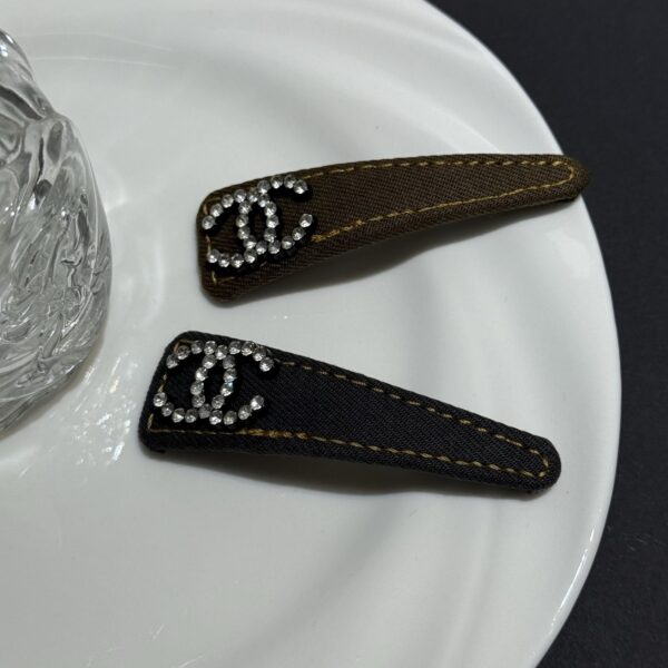 Chanel water drop baby clip - Image 2