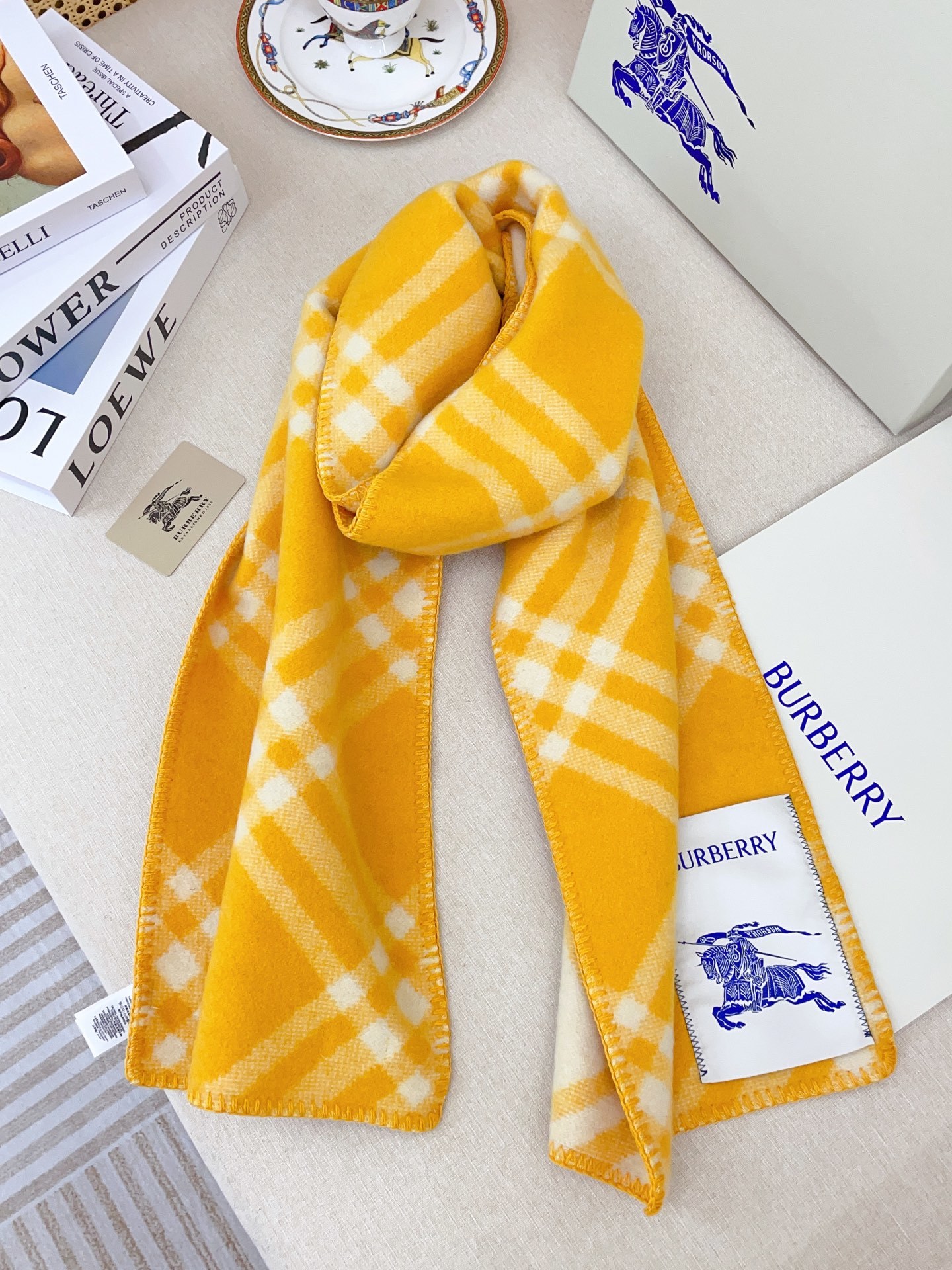Burberry scarf - Image 2
