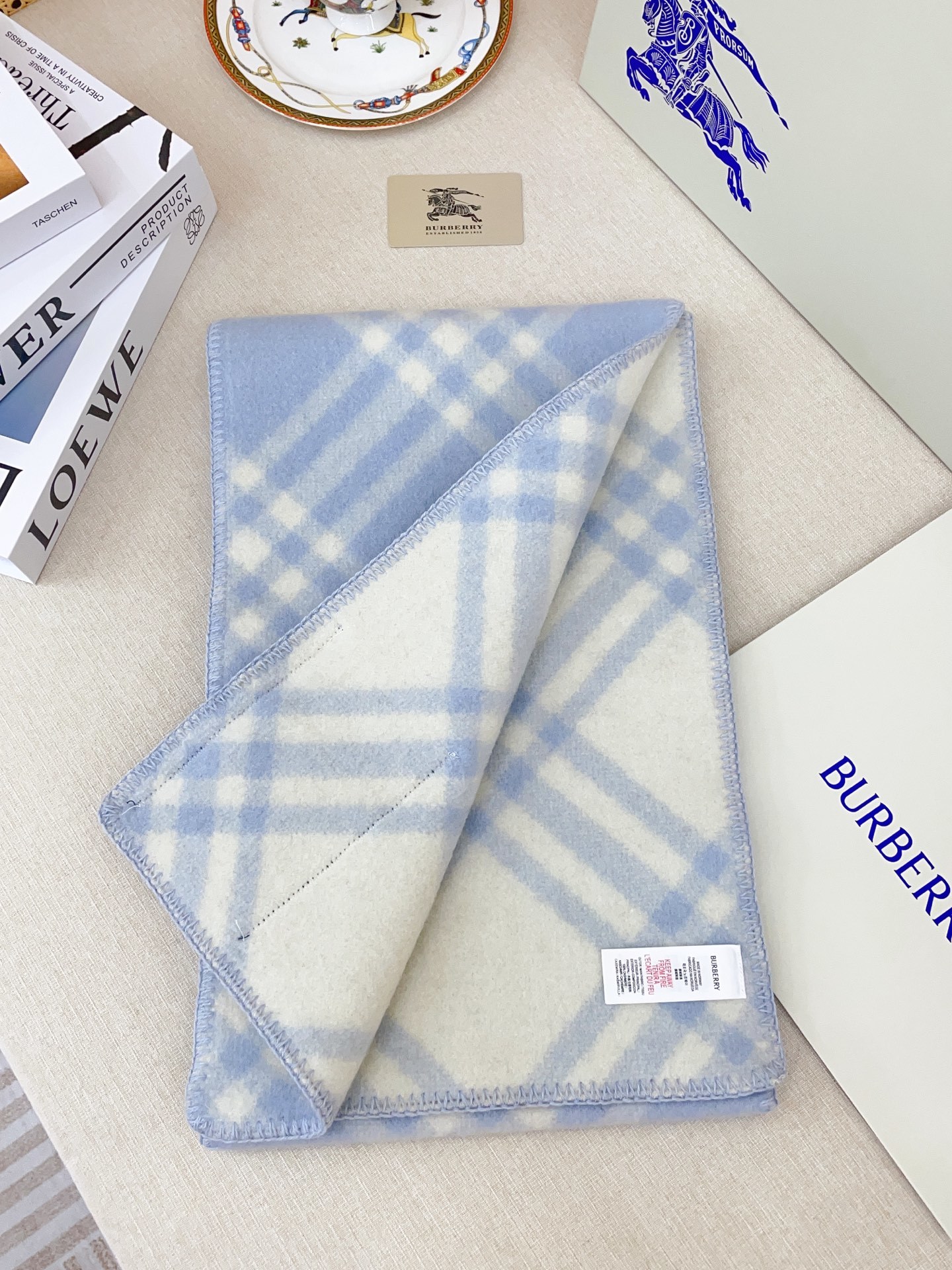Burberry scarf - Image 2