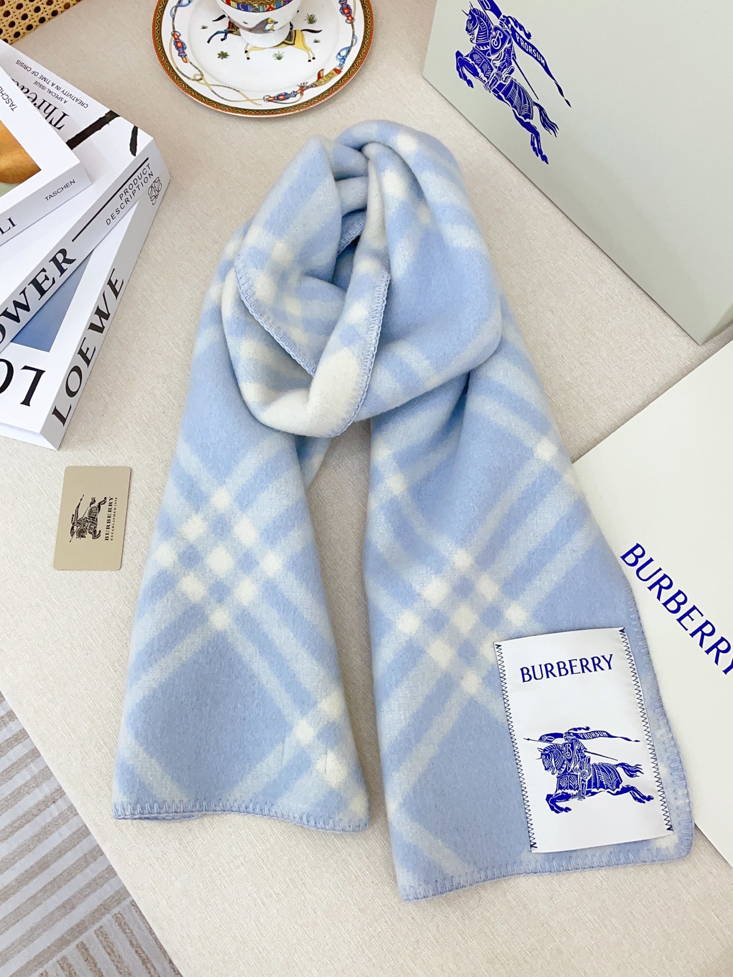 Burberry scarf - Image 6