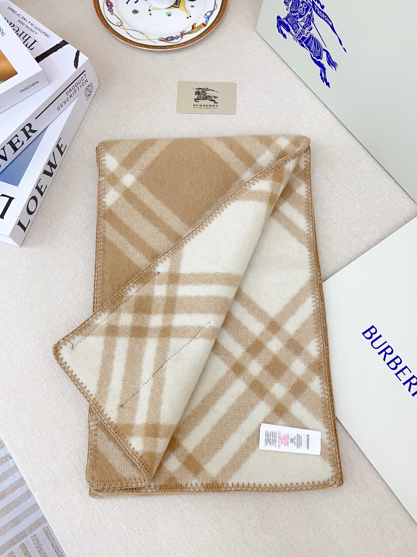 Burberry scarf - Image 2
