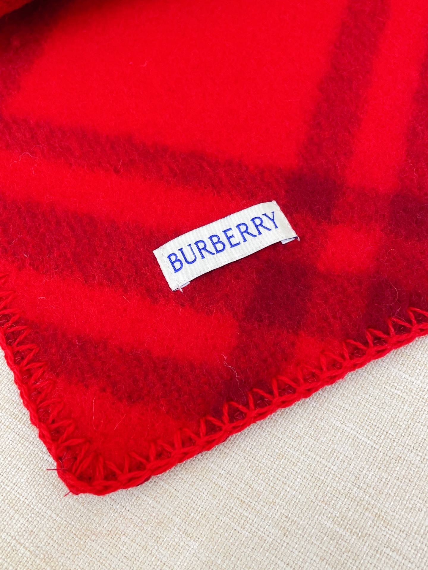 Burberry scarf - Image 3