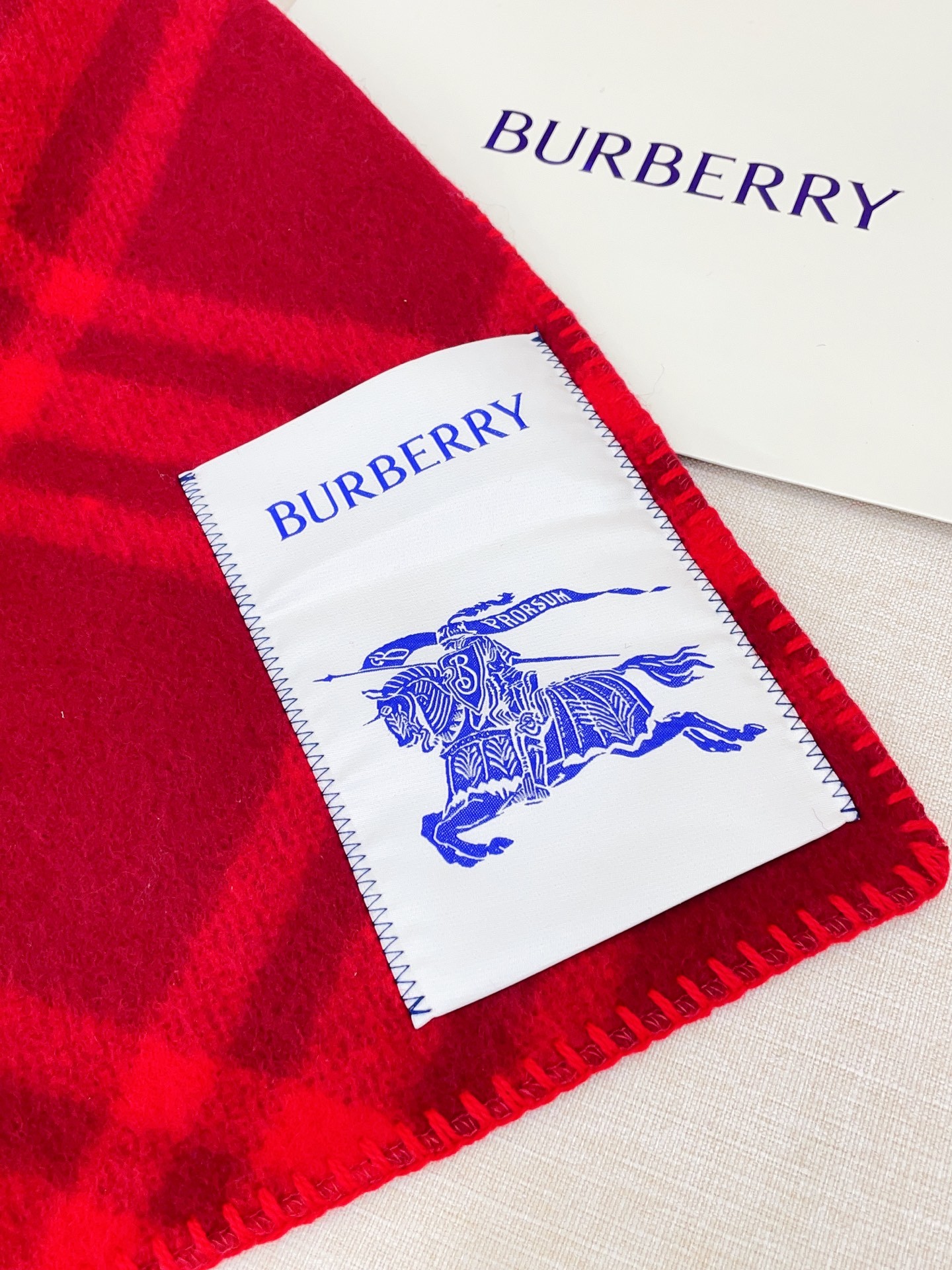 Burberry scarf - Image 4