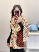2025 Autumn and Winter Unisex Style, Synchronous Counter, High-end Cashmere Knitted Scarf