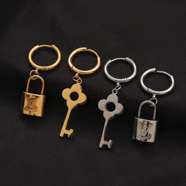 LV earrings （梓曦）