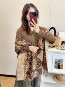 2025 Autumn and Winter Same Style for Men and Women, Available in the Same Counter, High-end Cashmere Knitted Scarves!