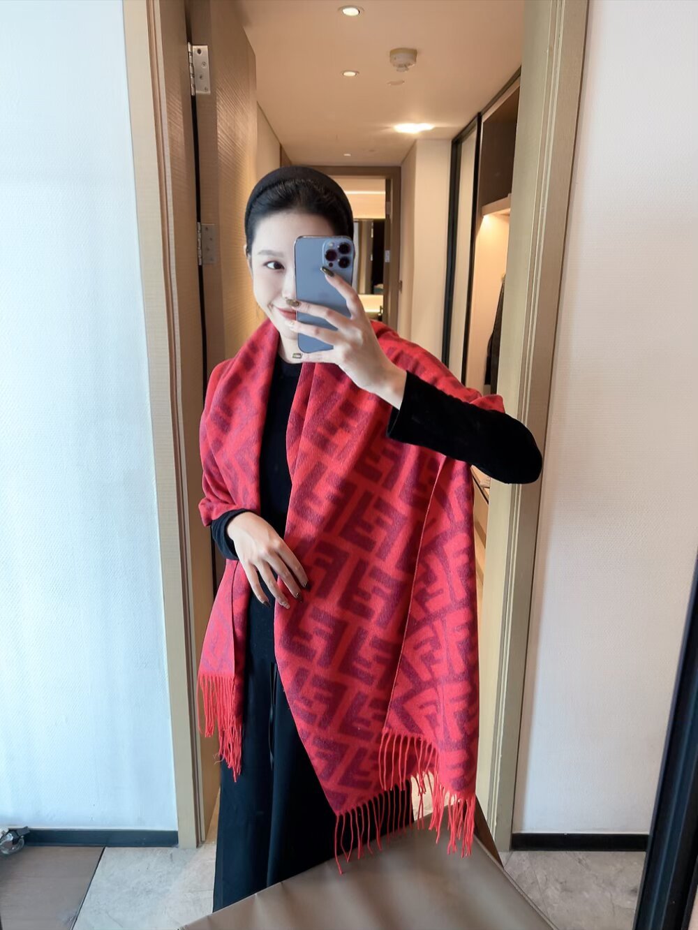 Fendi scarf - Image 5
