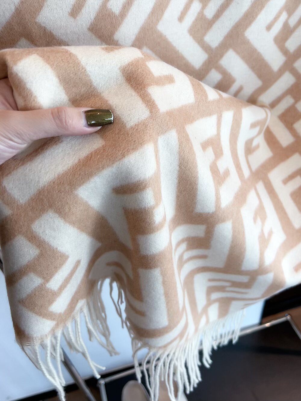 Fendi scarf - Image 2