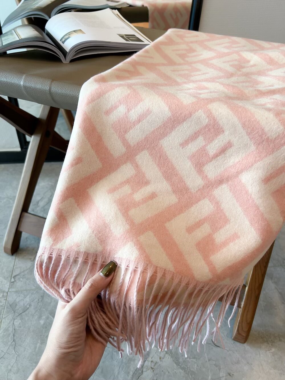 Fendi scarf - Image 7