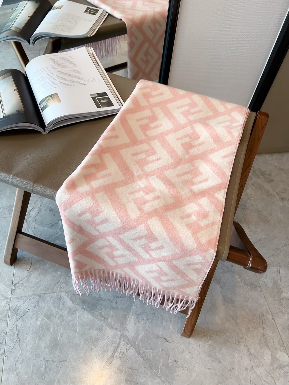 Fendi scarf - Image 8