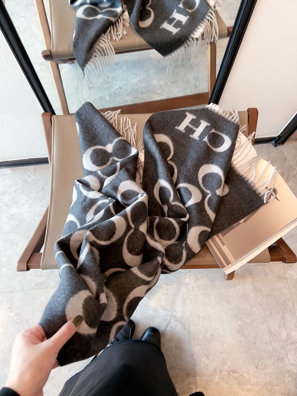 Coach scarf - Image 8