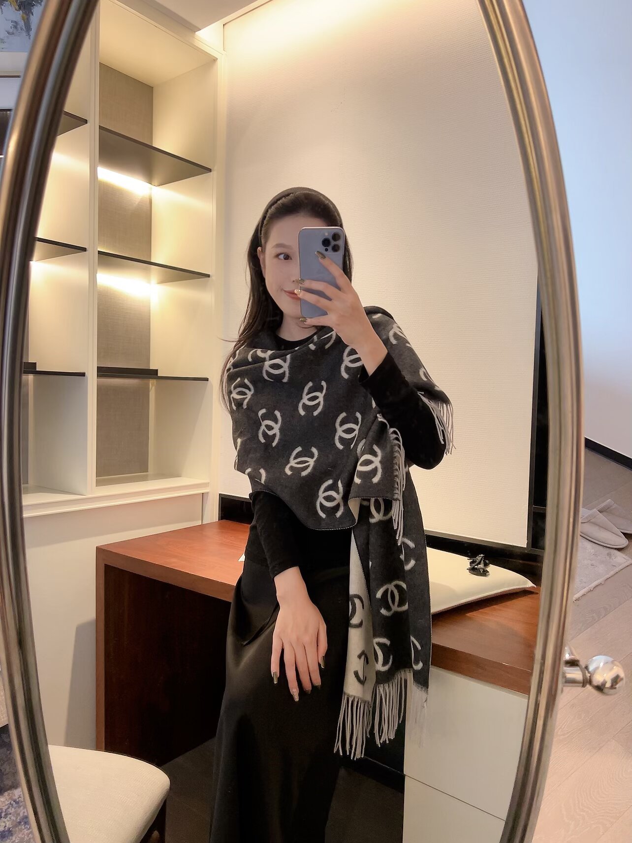 Chanel scarf - Image 9